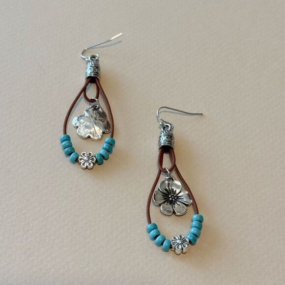 Boho flower earrings A859 - Picture 2 of 2